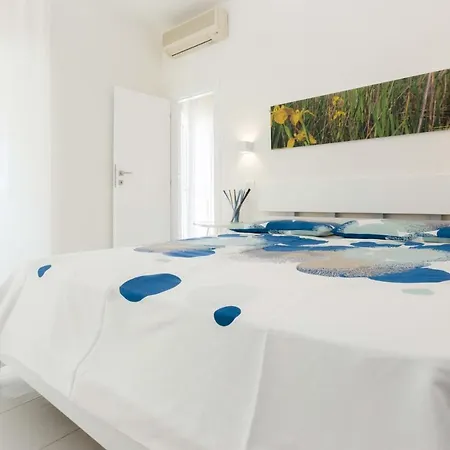Διαμέρισμα Trilocali Les Bouganvilles